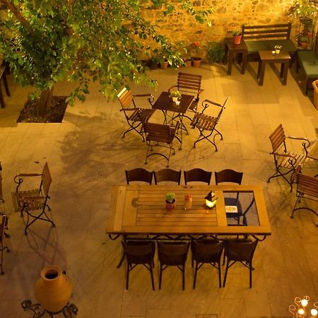ברגאמה Aristonicus Boutique Hotel מראה חיצוני תמונה