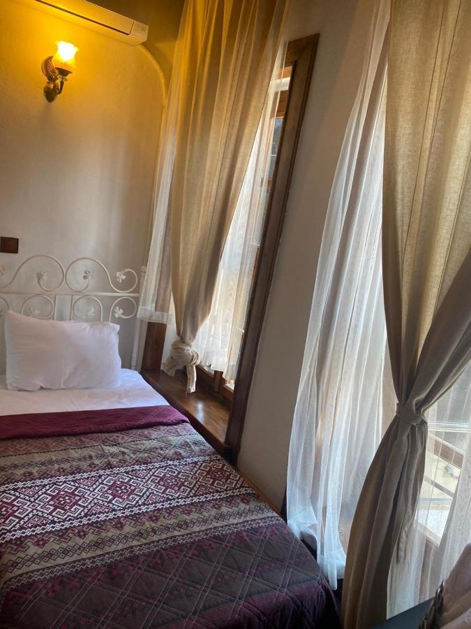 ברגאמה Aristonicus Boutique Hotel מראה חיצוני תמונה
