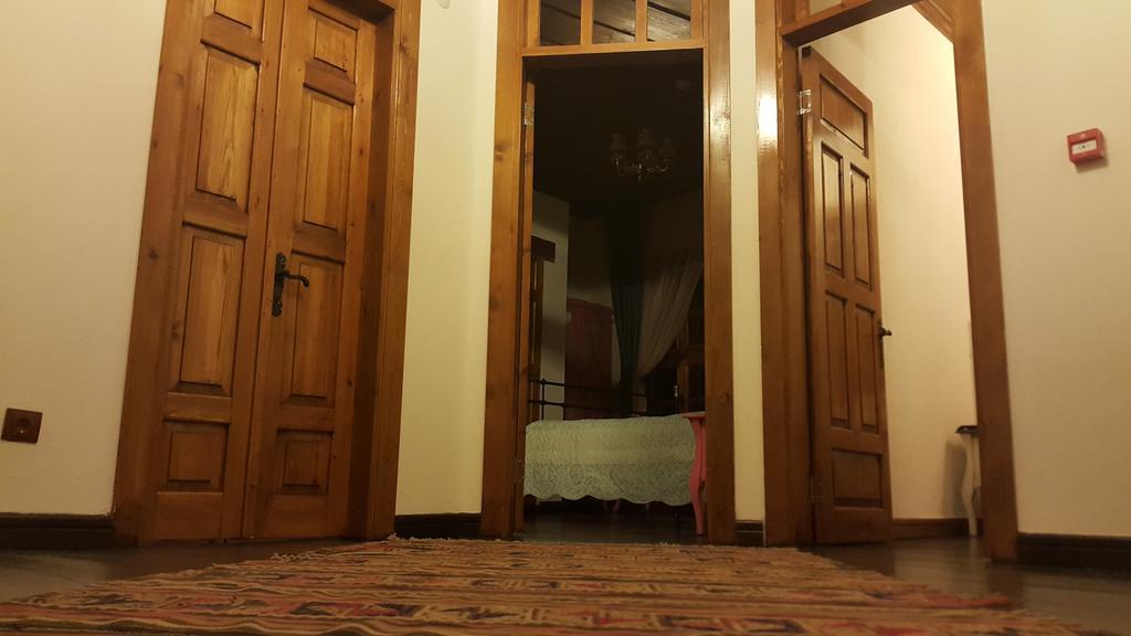 ברגאמה Aristonicus Boutique Hotel חדר תמונה
