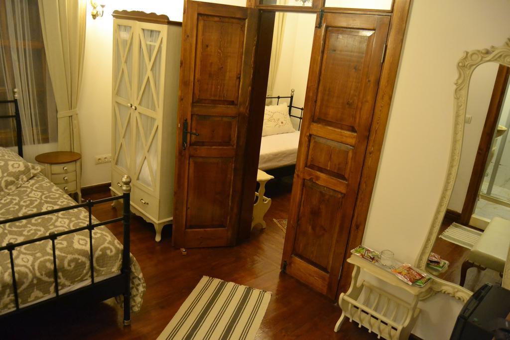 ברגאמה Aristonicus Boutique Hotel חדר תמונה