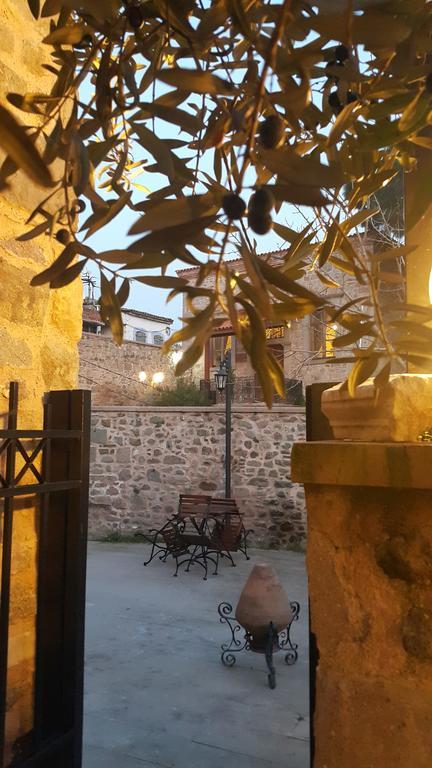 ברגאמה Aristonicus Boutique Hotel מראה חיצוני תמונה